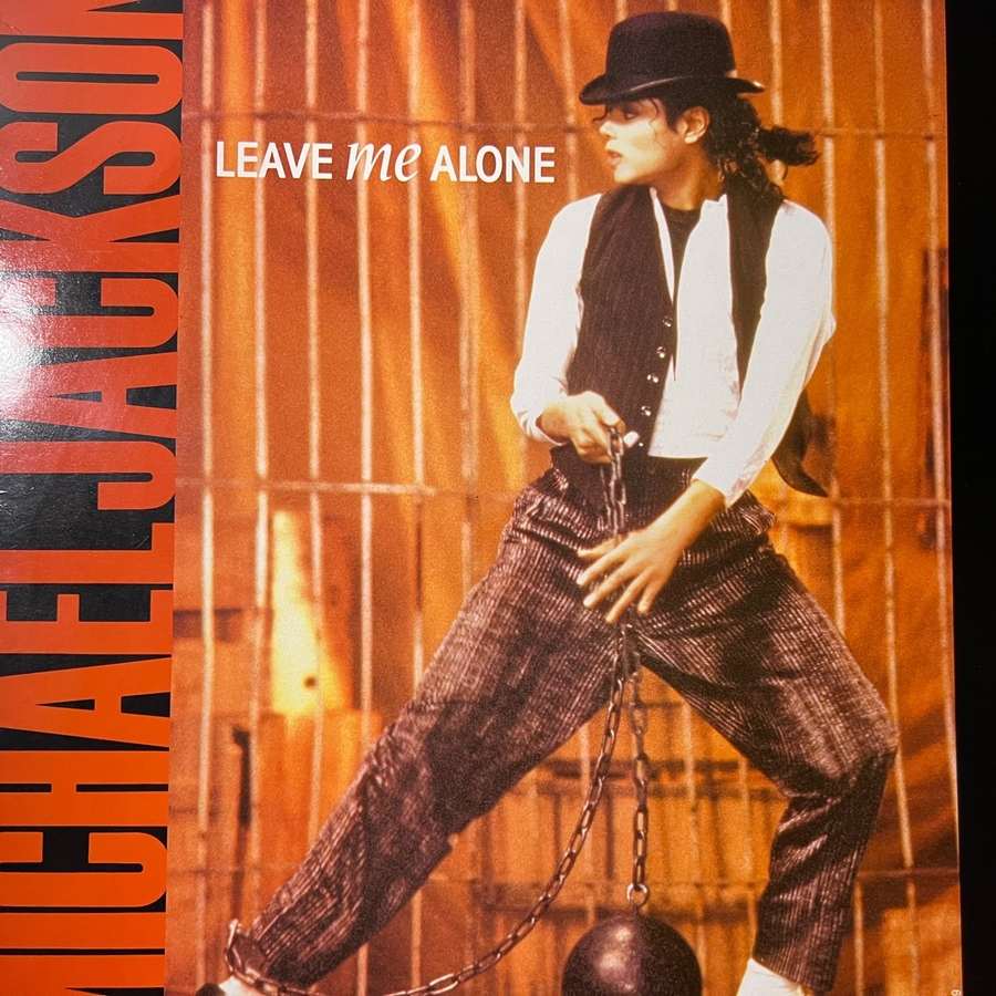 Michael Jackson – Leave Me Alone