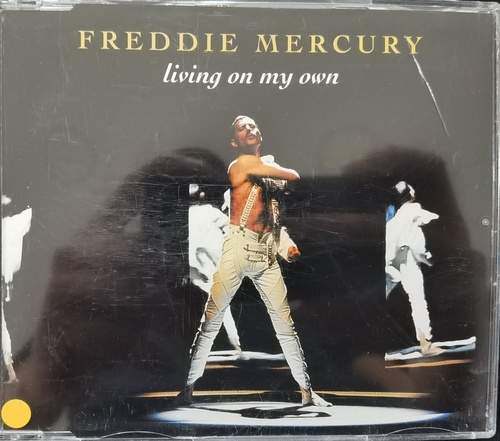 Freddie Mercury – Living On My Own