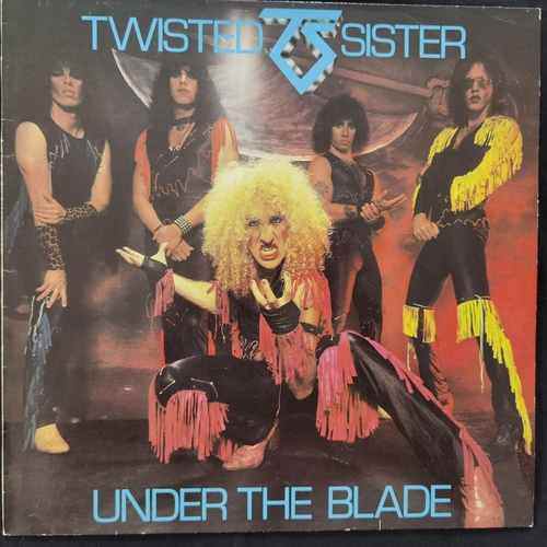 Twisted Sister – Under The Blade